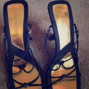 Women Worthington shoes